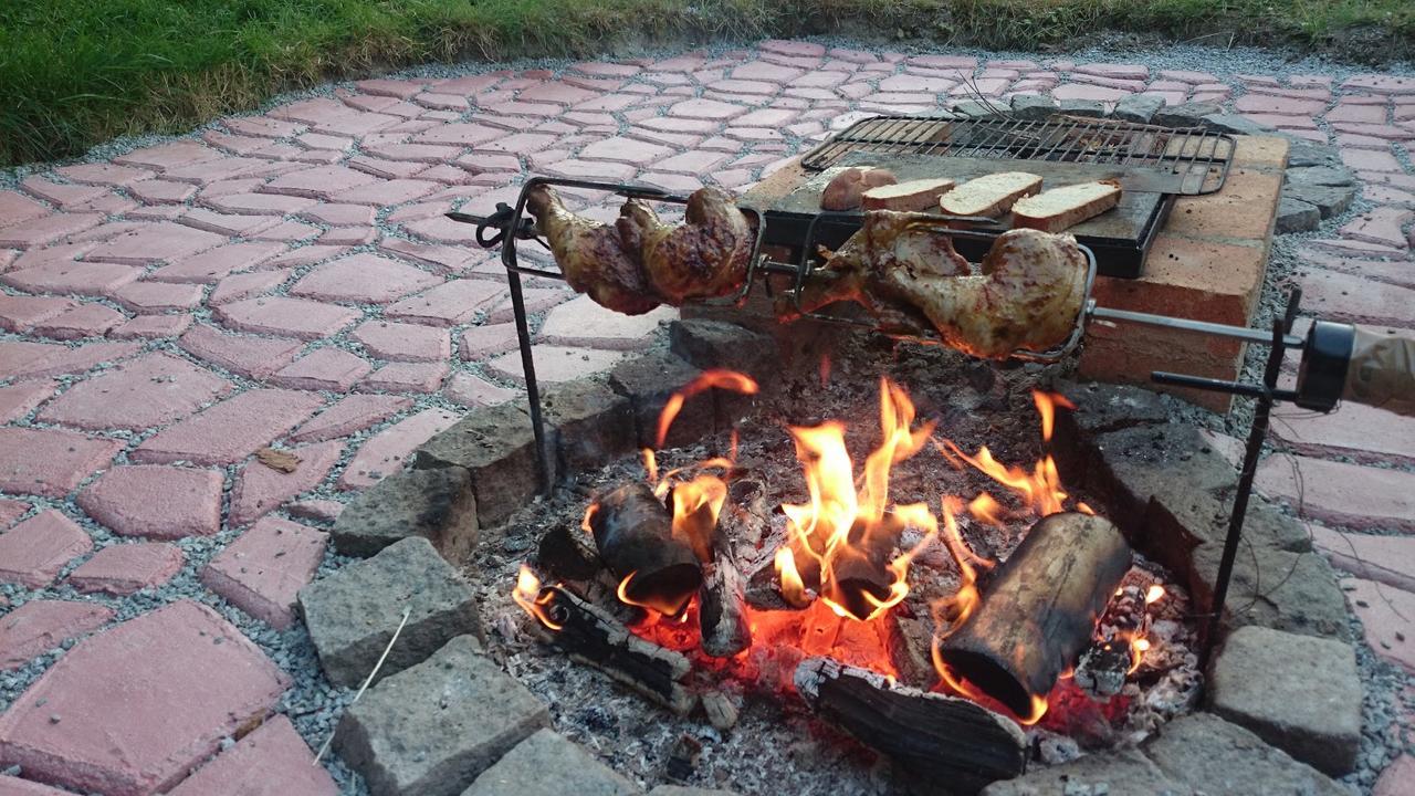 Chata U Smoliku Borovany  المظهر الخارجي الصورة